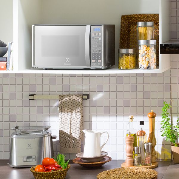 MICROONDAS ELECTROLUX 20L GRIS S/GRILL EMDO20S5GSRG