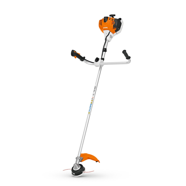 DESMALEZADORA STIHL FS221 C/CUCHILLA CIRCULAR