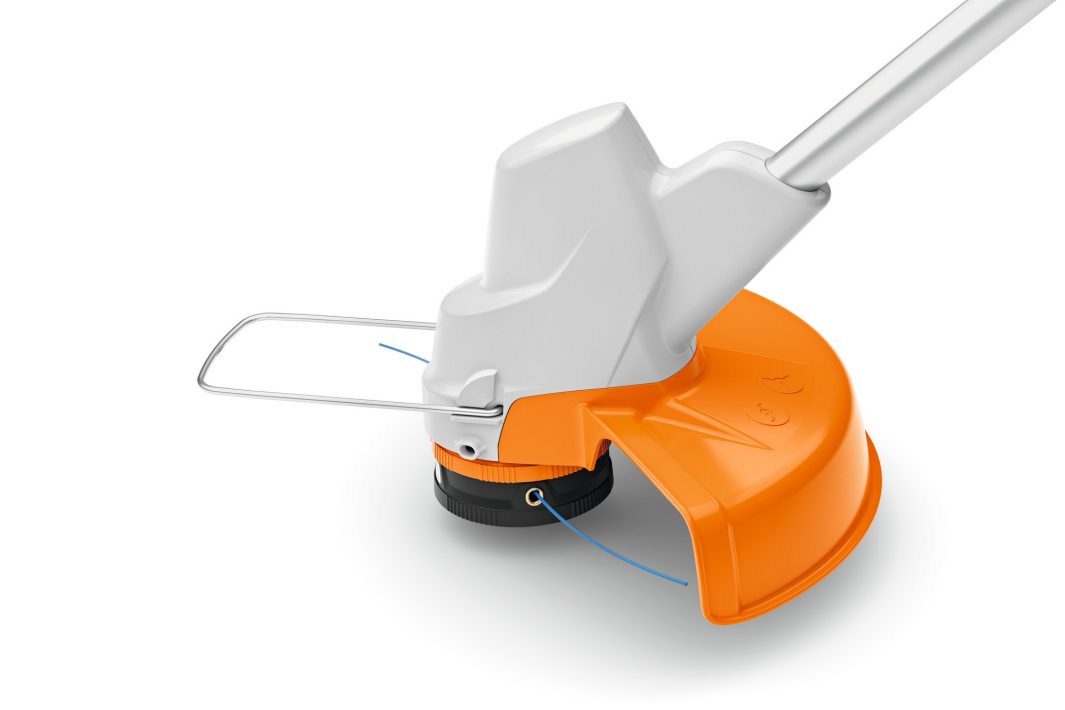 DESMALEZADORA STIHL FSA 57